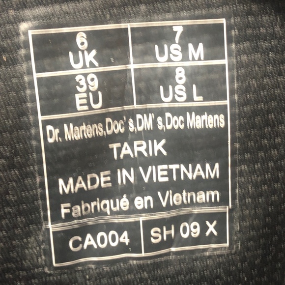 NWOT Dr. Martens utility boots - Picture 6 of 6